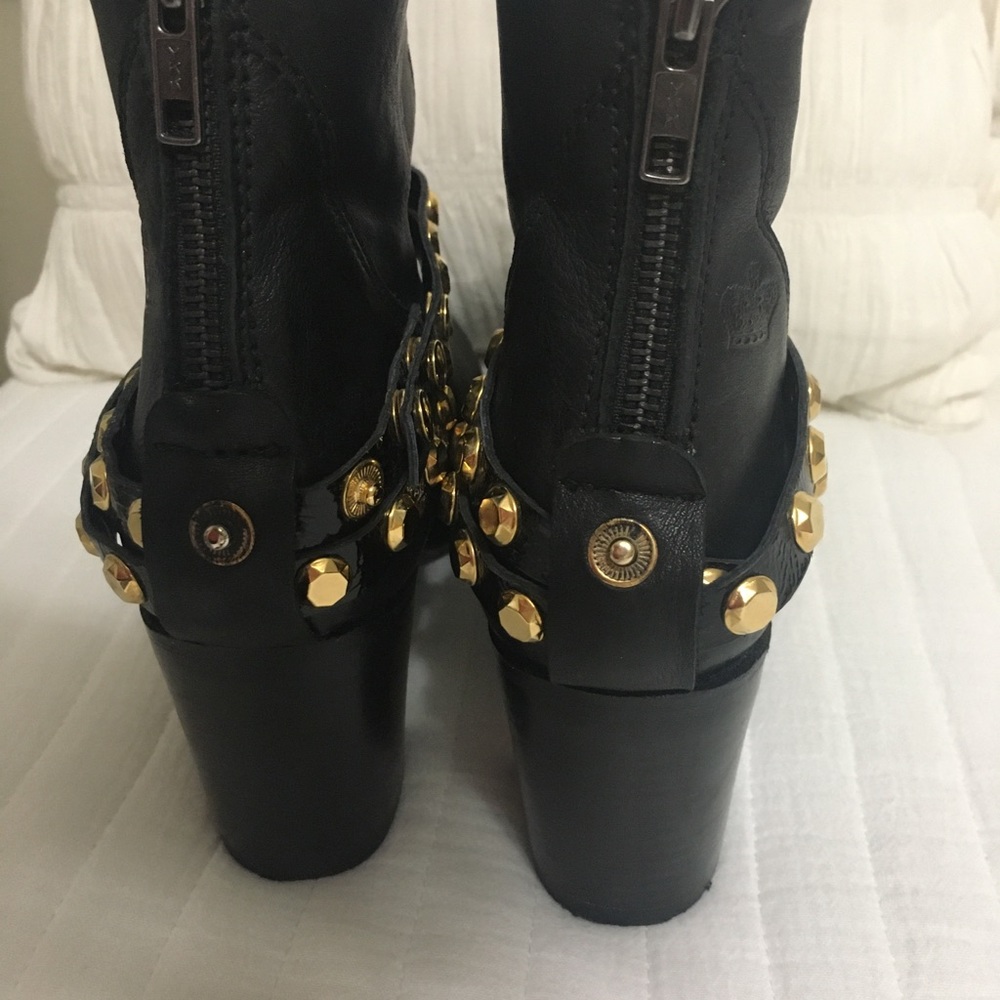 Juicy Couture Sz 8 Black Leather Bootie - Picture 3 of 5
